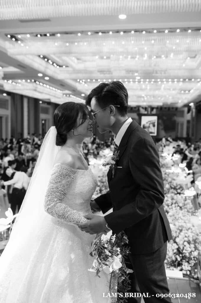 Váy Cưới May Đo - Giấc Mơ Dâu Thành Hiện Thực att.zwszdvws7exeq15hilr9az5scoqcwy bn4anhm5gpgg.jpg