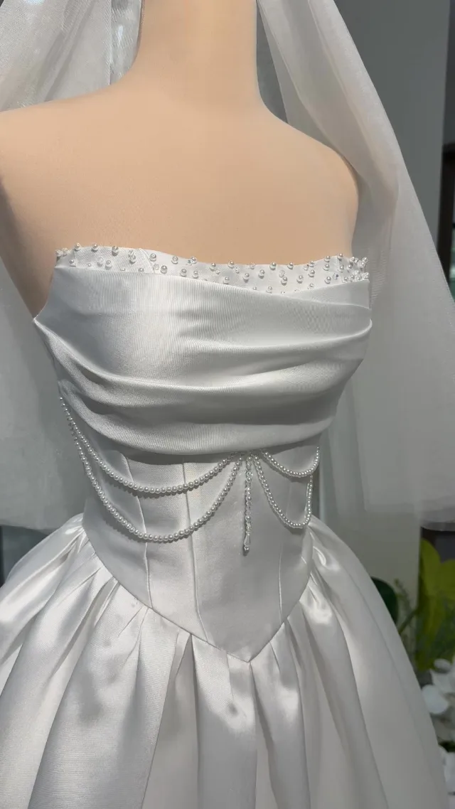 Video ngắn LAM’S Bridal — Cho phép em flex một em đầm mikado xịn xò. Từ phom dáng, chất liệu, đư