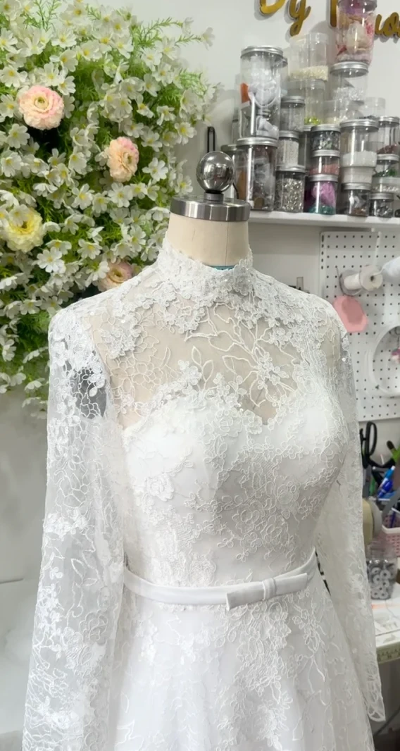Video ngắn LAM’S Bridal — Em váy ren cổ điển đủ làm Dâu siêu lòng. mayvaythietke,