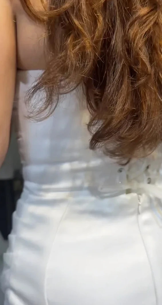 Video ngắn LAM’S Bridal — Dâu may đo online về thử váy là lấy luôn nhé nên Dâu cứ yên tâm nè. #v