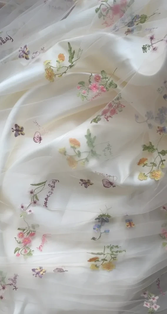Video ngắn LAM’S Bridal — Dâu nào gu bay bổng tiểu thư công chúa vào đây với Chị nhé. Nhận may đ